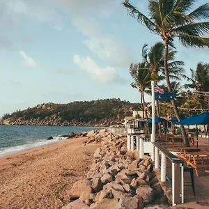 Hostel Nomads Magnetic Island